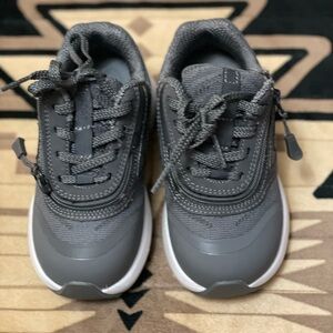 Billy Adaptable Toddler Shoes Sz 9